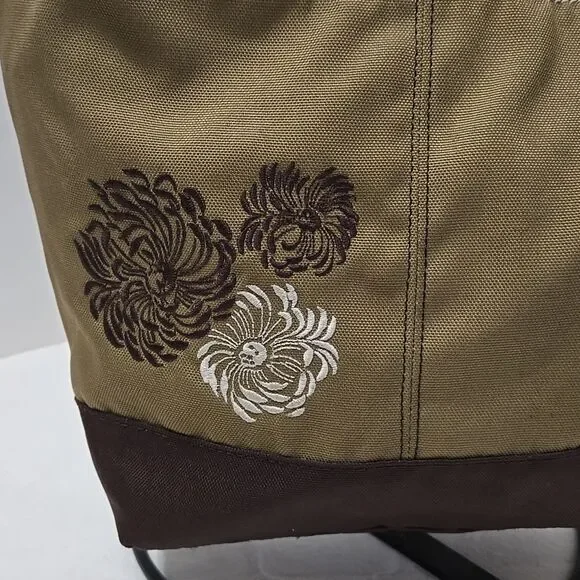 Columbia Green and brown purse with flower graphic Zipper Closure And Two Pocket - Picture 2 of 9